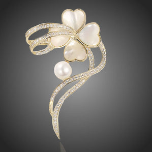 brošňa štvorlístok s perlou pozlátená