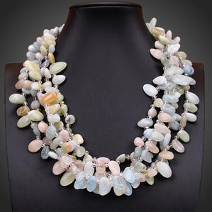 Náhrdelník modro-ružovym beryl morganitom s krištálom