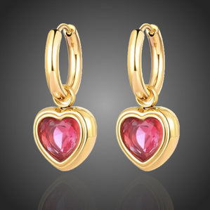 náušnice červené srdcia z chirurgickej ocele