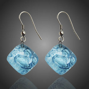 originílne náušnice zo skla modré bublinkové kosoštvorce