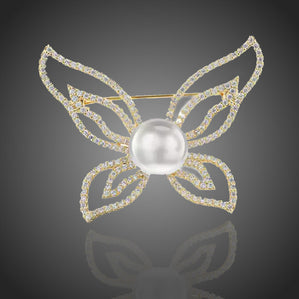 brošňa motýľ s perlou a zirkónmi