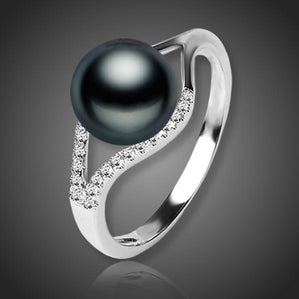 Prsteň s čiernou riečnou perlou Estee Black