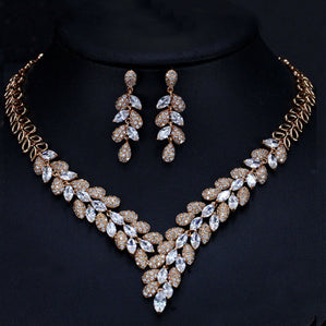 luxusný set spoločenskej bižutérie pozlátený