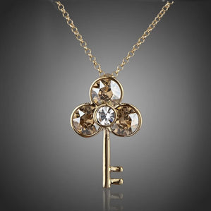 Náhrdelník kľúčik so žltohnedými krištálmi