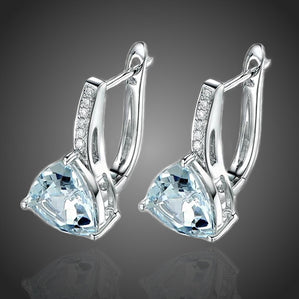 náušnice s modrým zirkónom