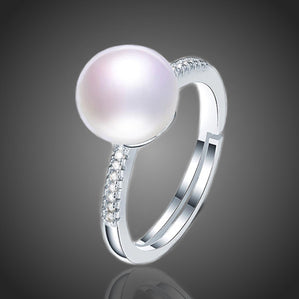 prsteň s bielou riečnou perlou jednoduchý