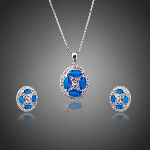 set s modrými zirkónmi